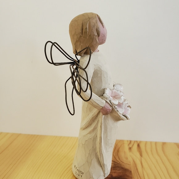 Willowtree Angel of Spring - Picture 7 of 9
